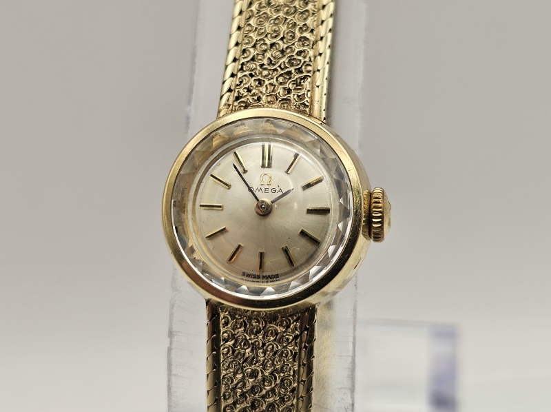 14k kultainen naisten Omega vintage rannekello, 27,74g