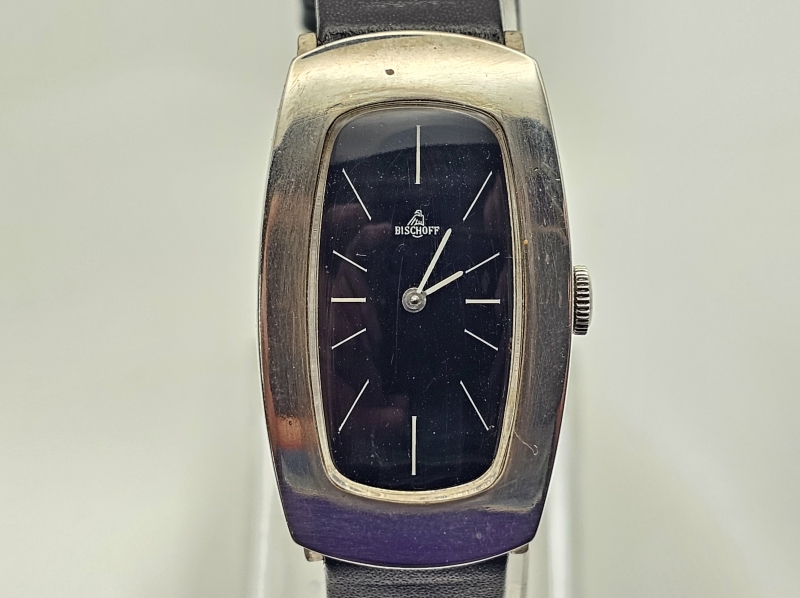 Hopeinen Bischoff rannekello. 925h