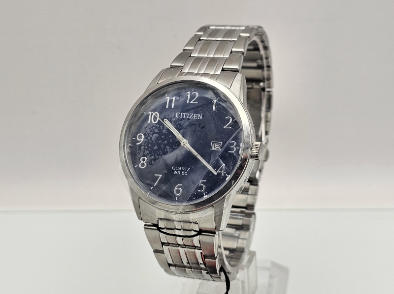 Citizen WR50 quartz