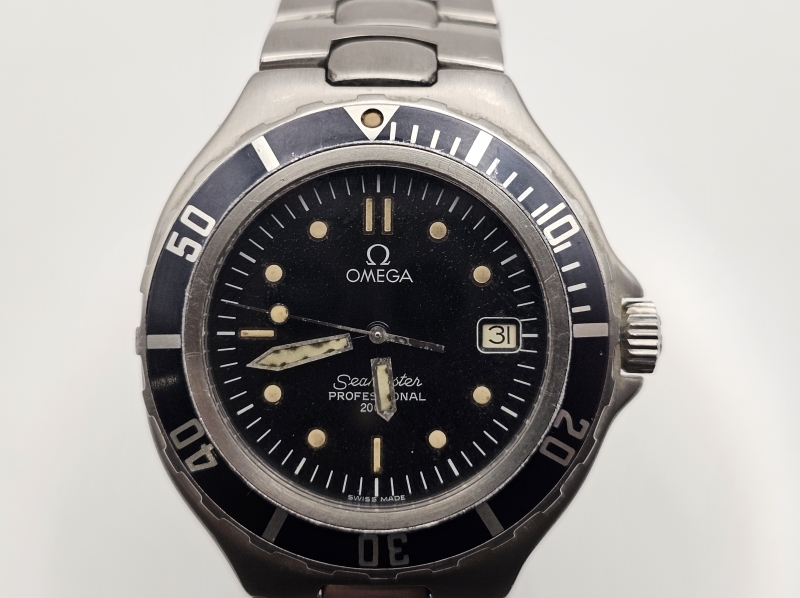 Omega Seamaster Professional 200M.