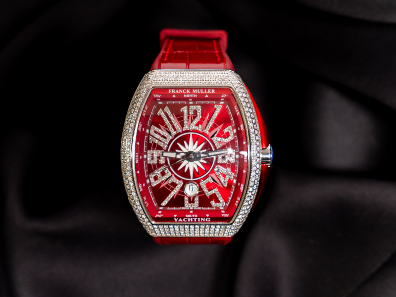 Franck Muller Yachting timanteilla. Ref. V 45 SC DT