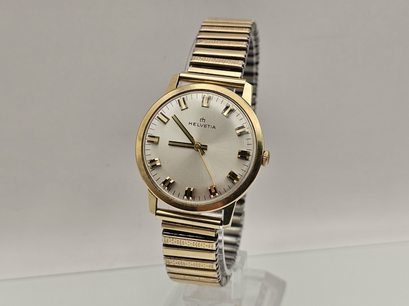 14k kultainen Helvetia -rannekello, 49,29g