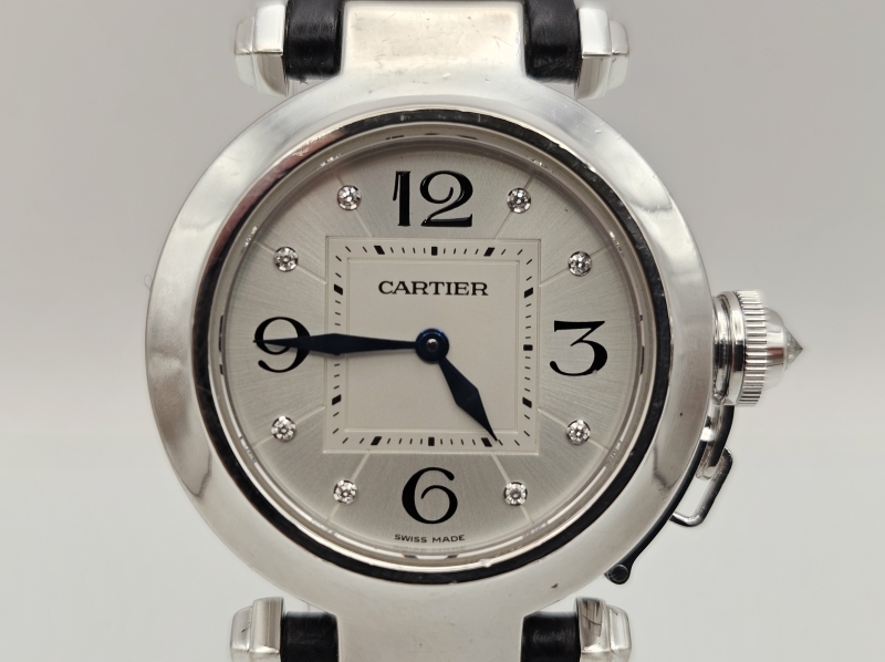 18k valkokultainen Cartier Pasha rannekello timantti-indekseillä. Ref. 2813