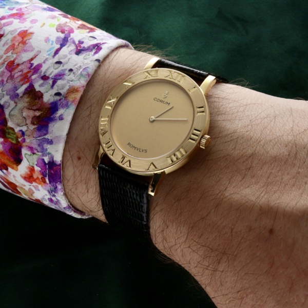 Corum Romulus 18k