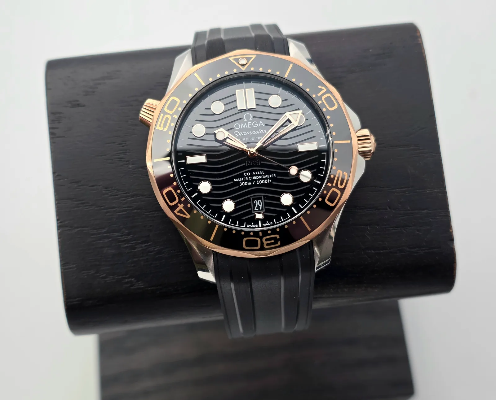 Omega Seamaster Diver 300M