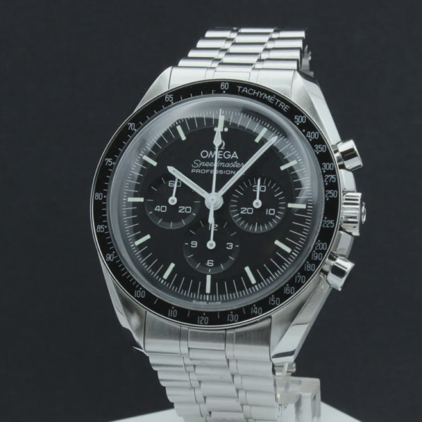 Omega Speedmaster Moonwatch