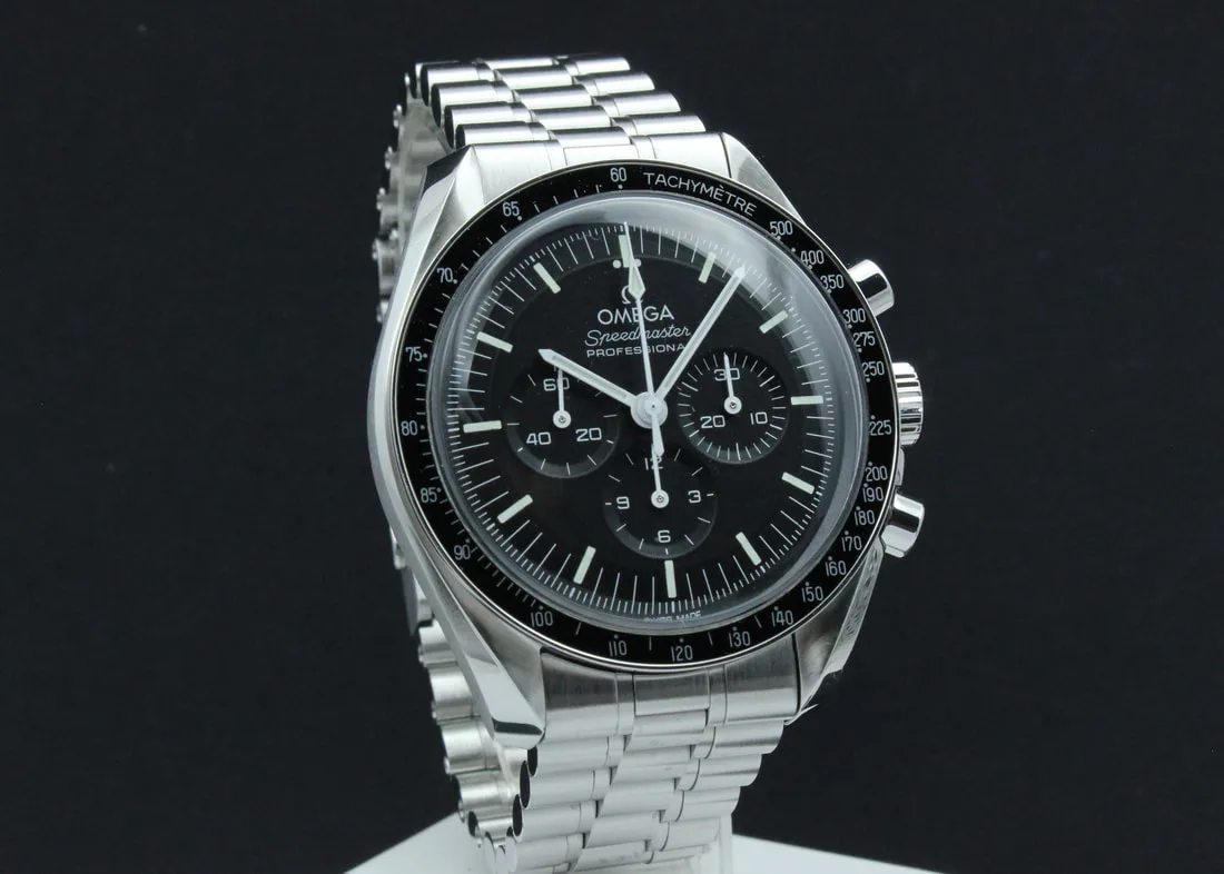 Omega Speedmaster Moonwatch