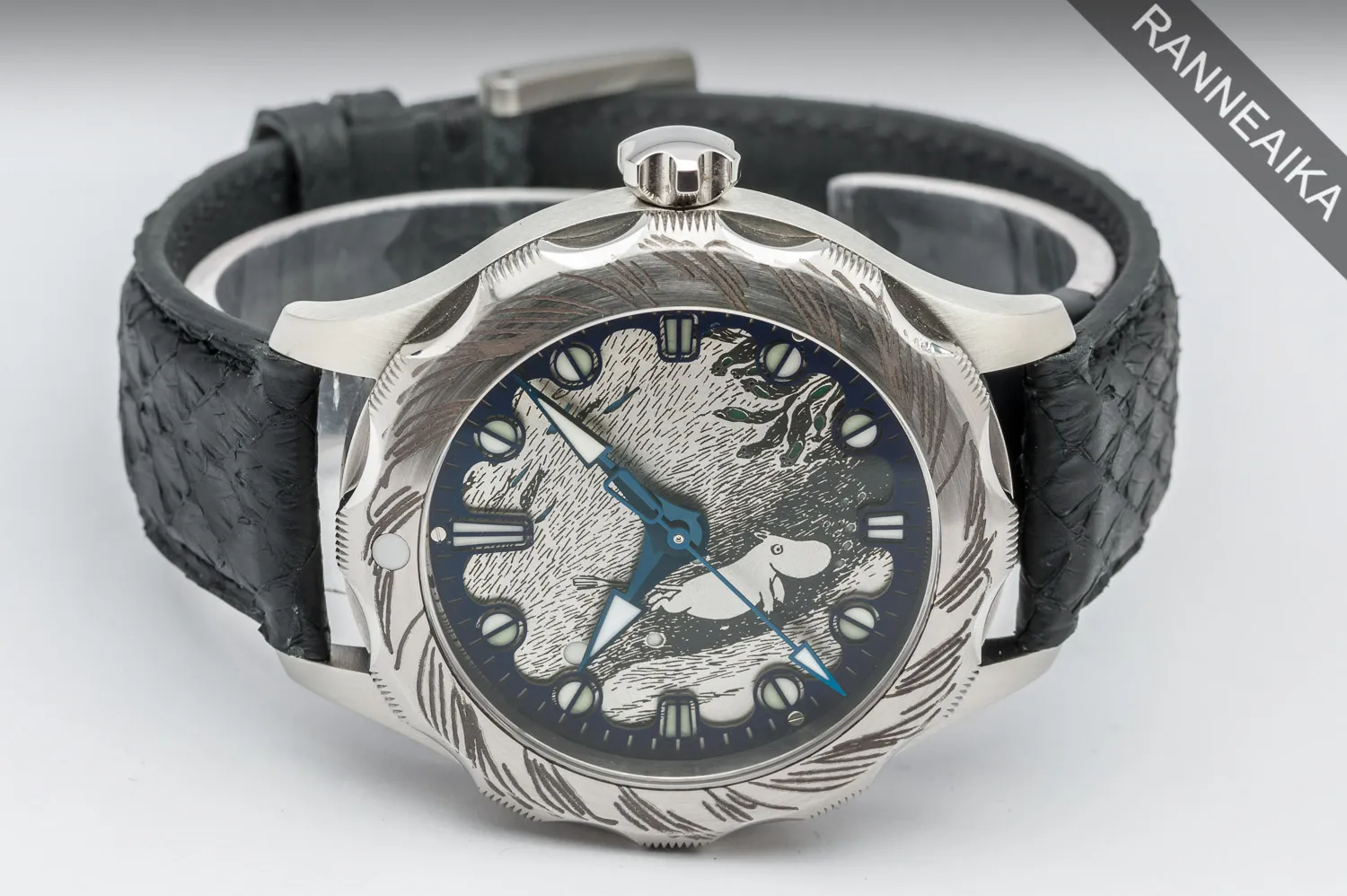 SUF HELSINKI Vetehinen x Moomin