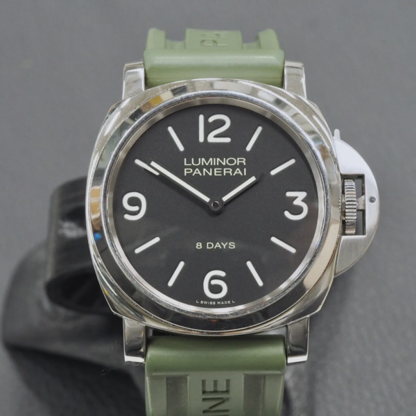 Panerai Luminor 8 Days