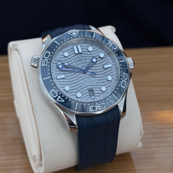 Omega Seamaster Diver 300M