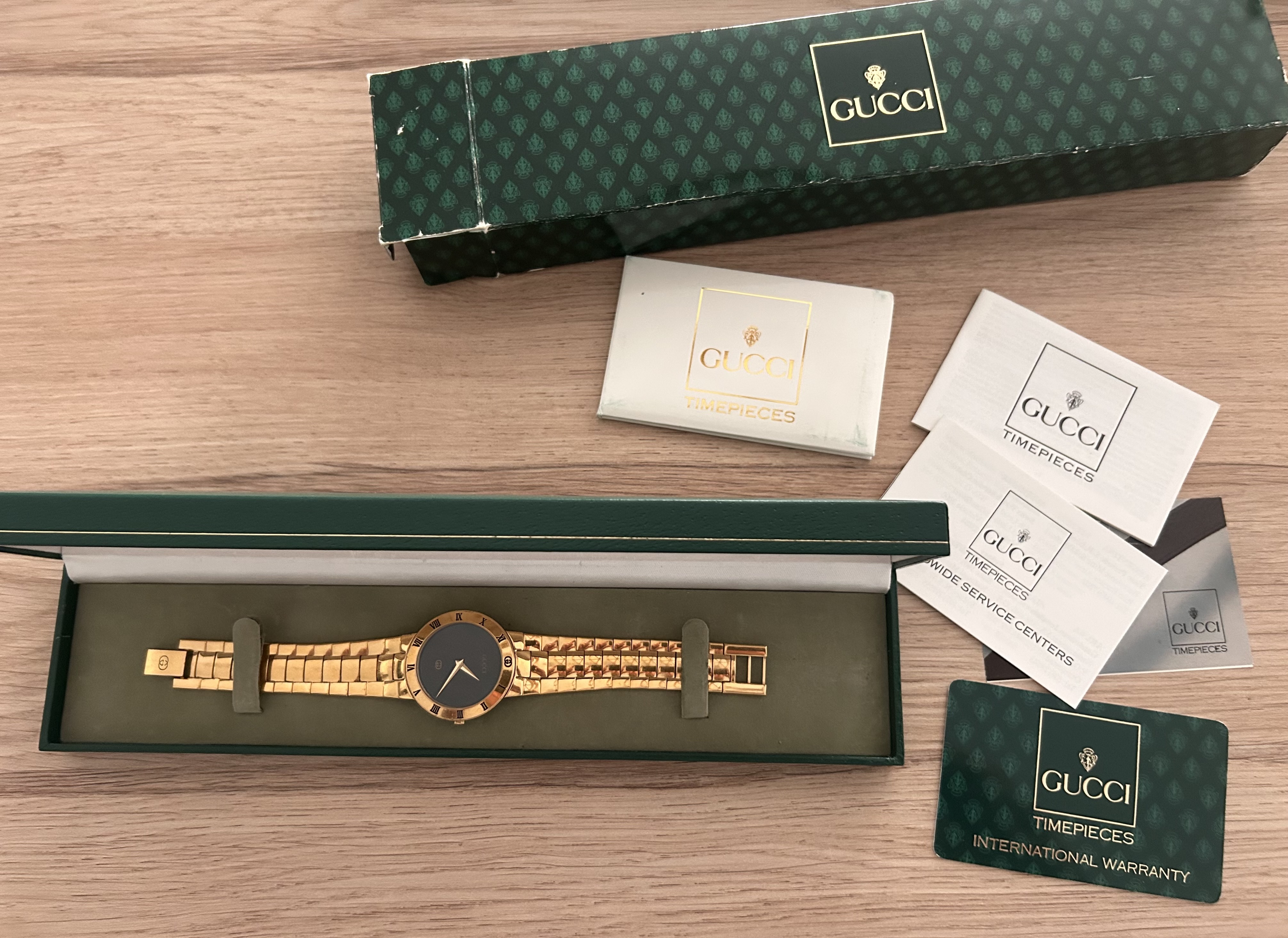 Gucci 3300M