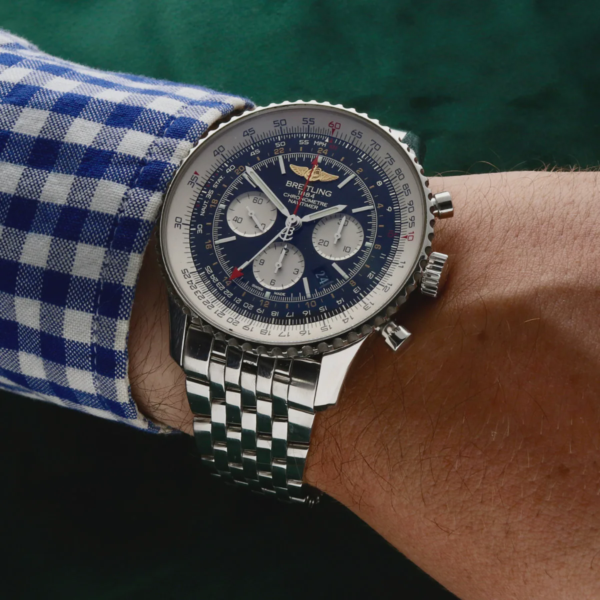 Breitling Navitimer GMT Chronograph B04