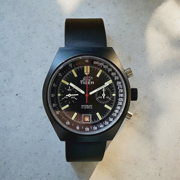 Tiger chronograph Valjoux 7734