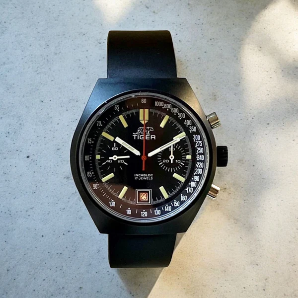 Tiger chronograph Valjoux 7734