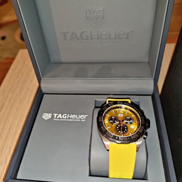 TAG Heuer Formula 1 Chronograph