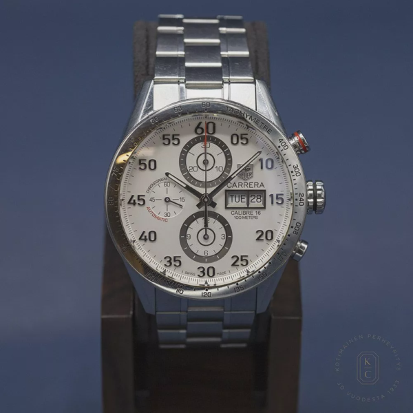 TAG Heuer Carrera