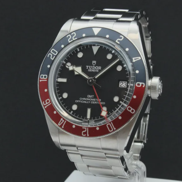 Tudor Black Bay GMT