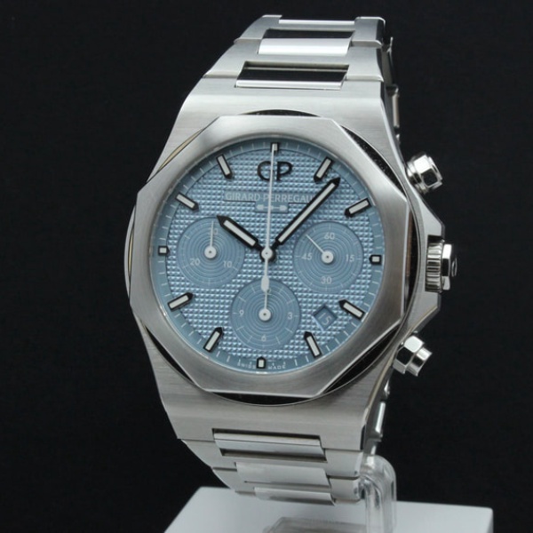 Girard-Perregaux Laureato Chrono