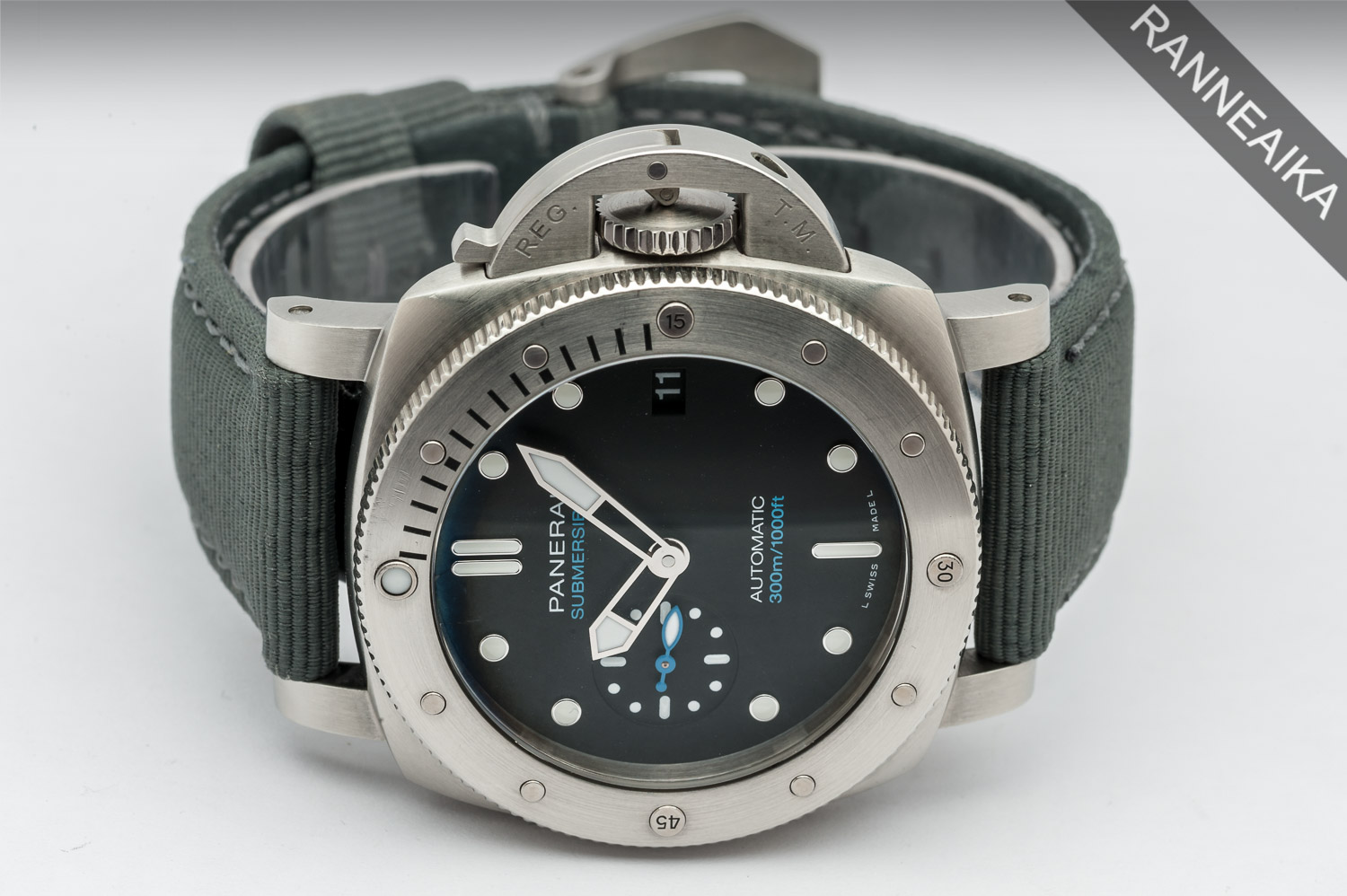 Panerai Luminor Submersible