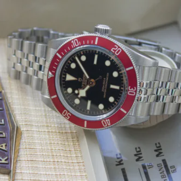 Tudor Black Bay 41