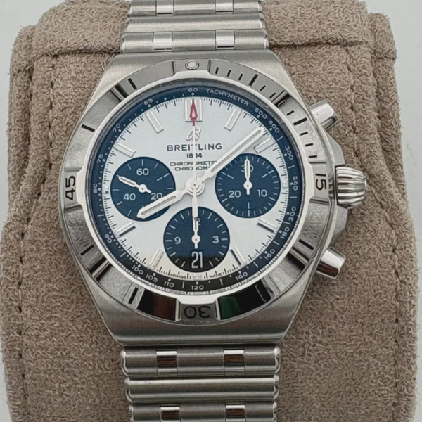 Breitling Breitling Chronomat 42 B01 Panda