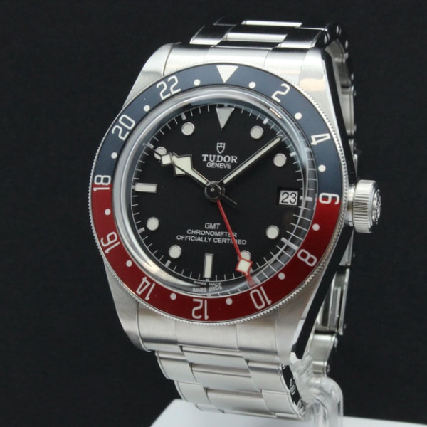 Tudor Black Bay