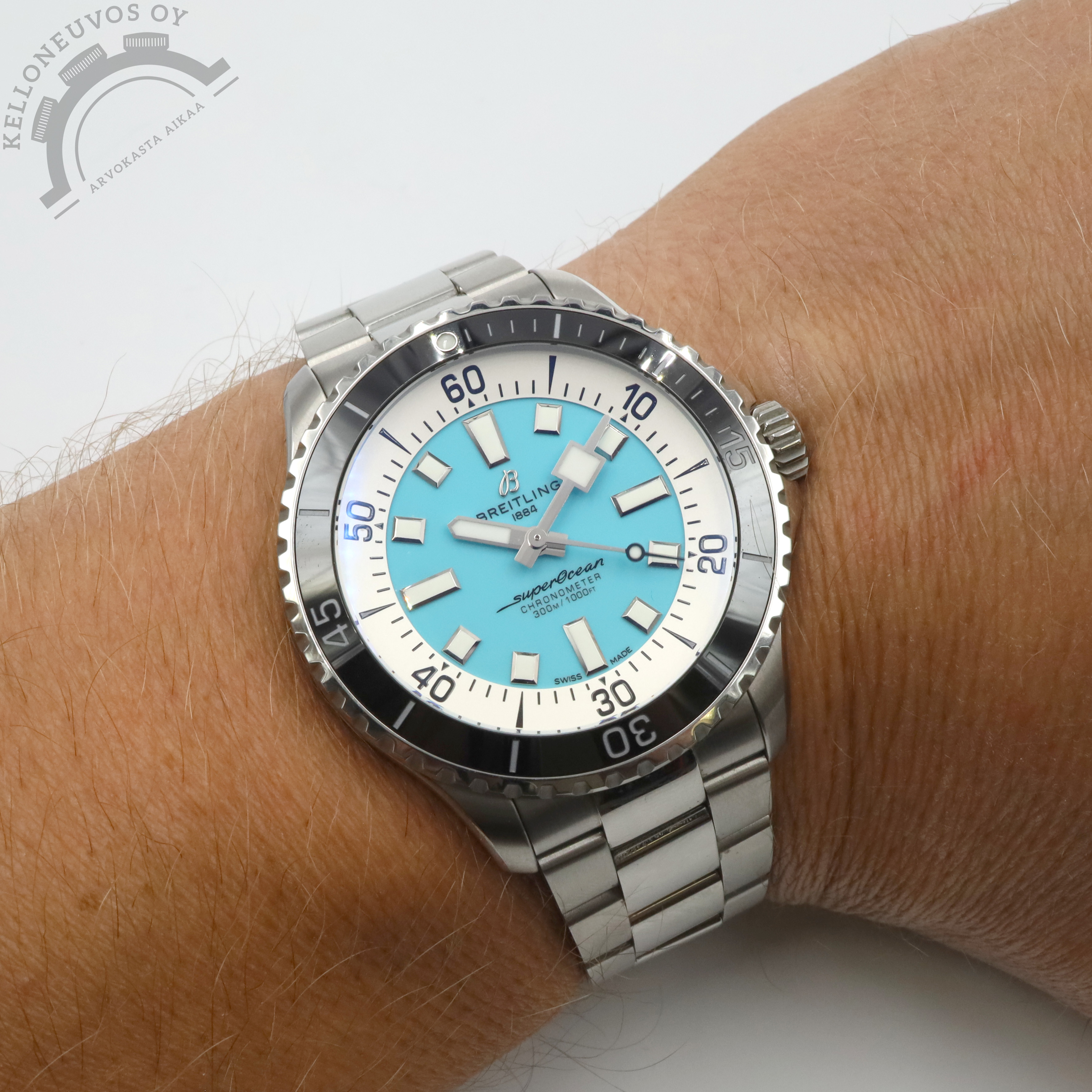 Breitling Superocean Automatic 44