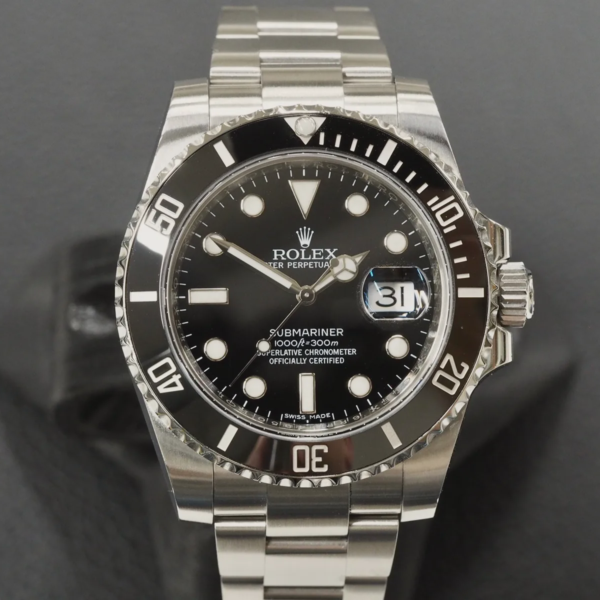 Rolex Submariner Date