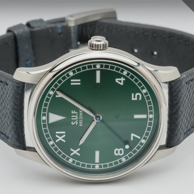 SUF HELSINKI 180 Field Watch KH10v