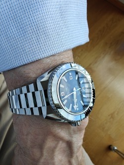 Omega Seamaster Planet Ocean new model 600m