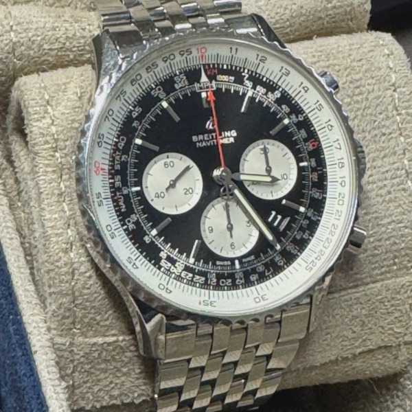 Breitling Navitimer BO1