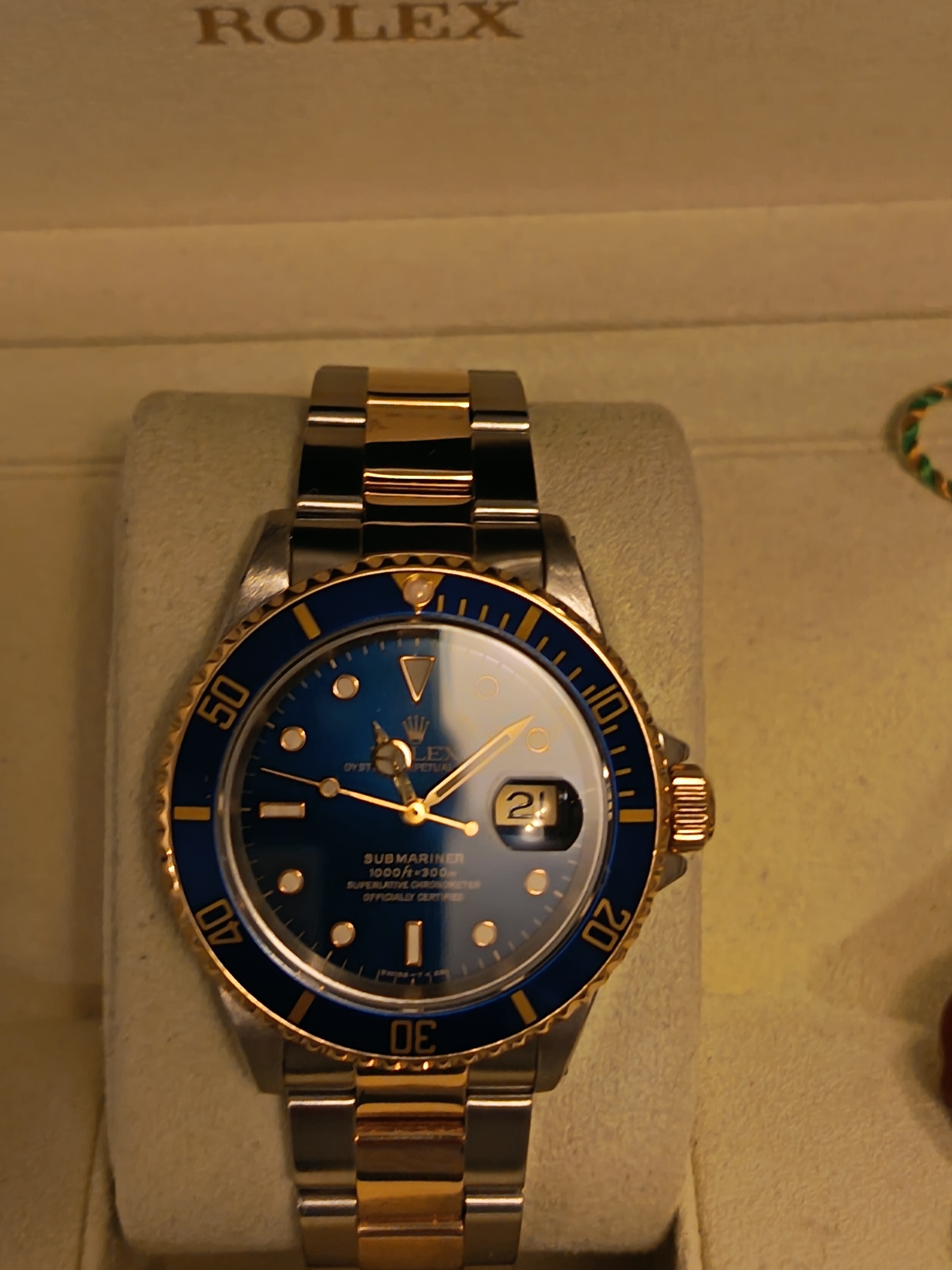 Rolex Submariner date blusey ref 16613