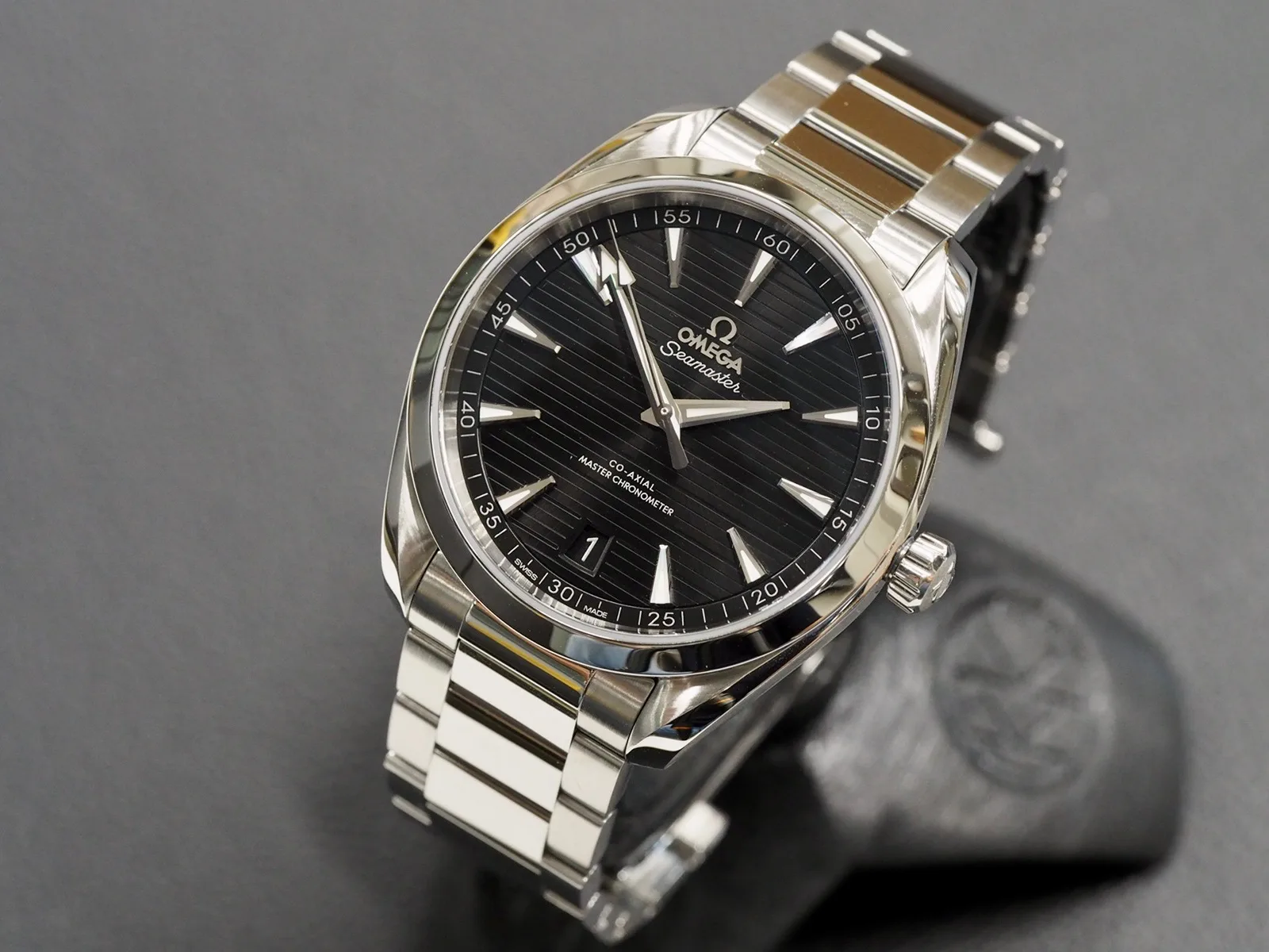 Omega Aqua Terra