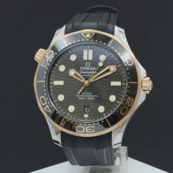 Omega Seamaster Pro Diver 42 Sedna 18K