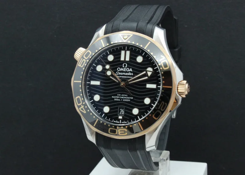 Omega Seamaster Pro Diver Sedna 18K