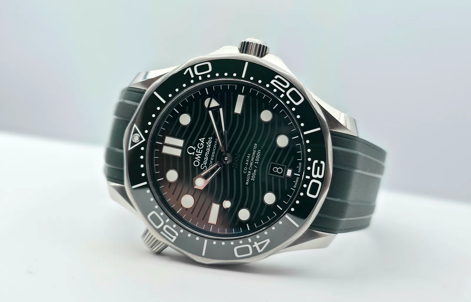 Omega Seamaster Diver 300m