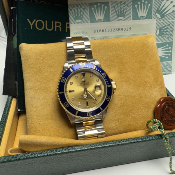 Rolex Submariner Date