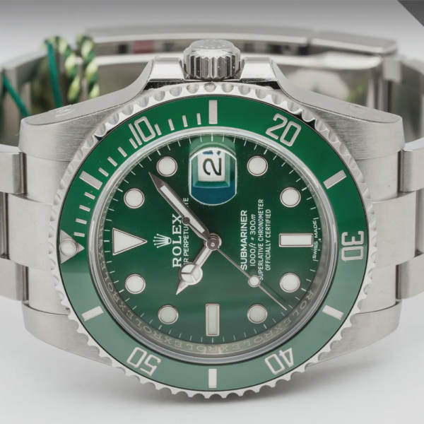 Rolex Submariner Date (UNWORN)