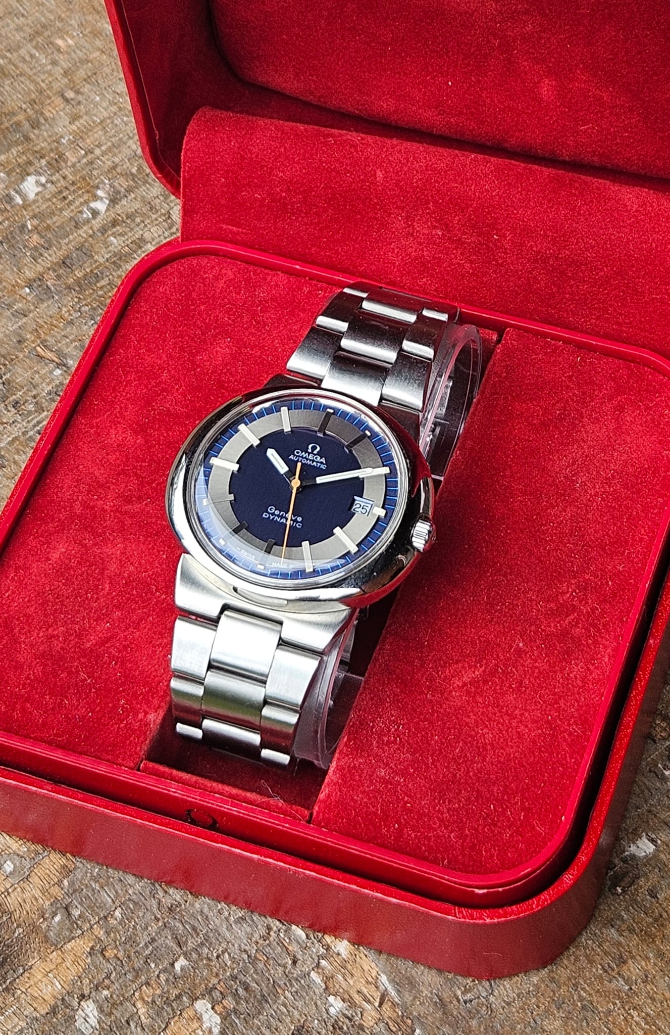 Omega Geneve Dynamic