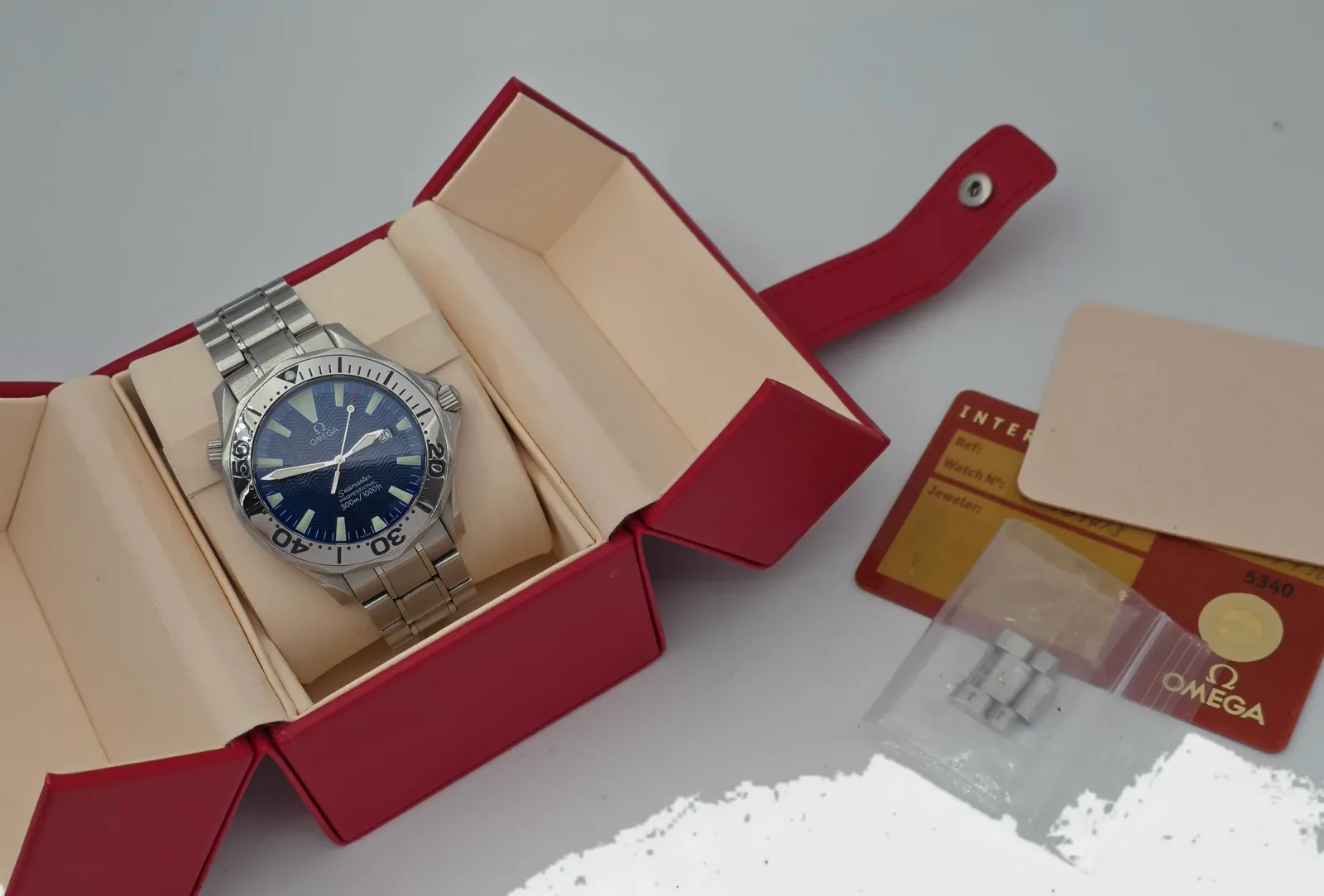 Omega Seamaster Diver 300M