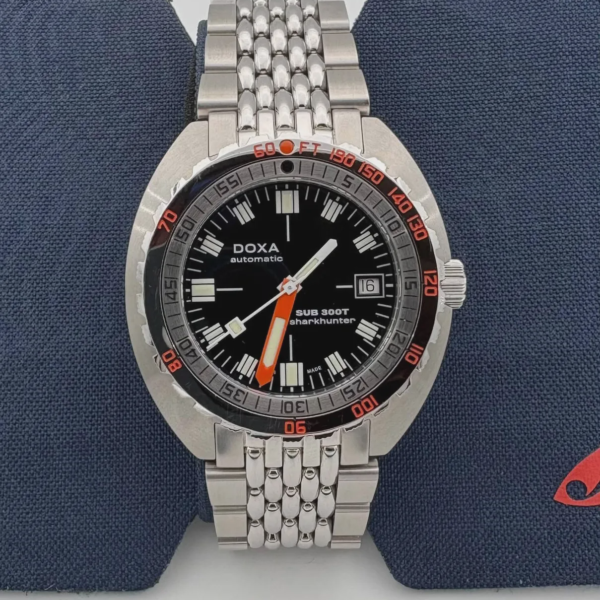 DOXA SUB 300 T Sharkhunter