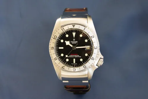 Tudor Black Bay P01
