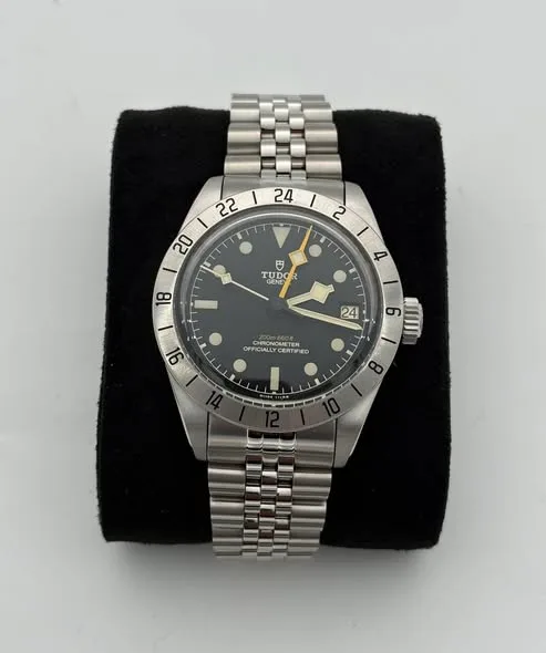 Tudor Black Bay Pro