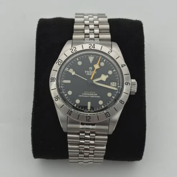 Tudor Black Bay Pro