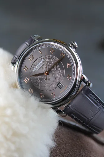Montblanc Star Legacy Date