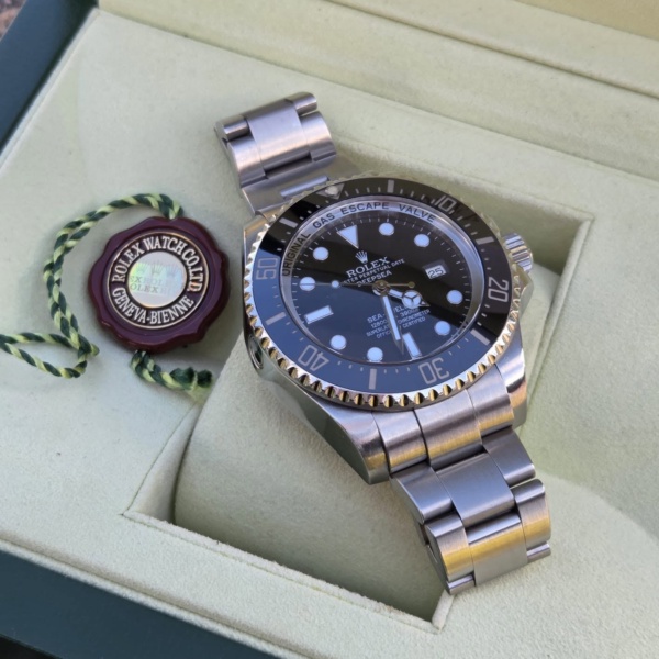 Rolex Sea-Dweller Deepsea 116660