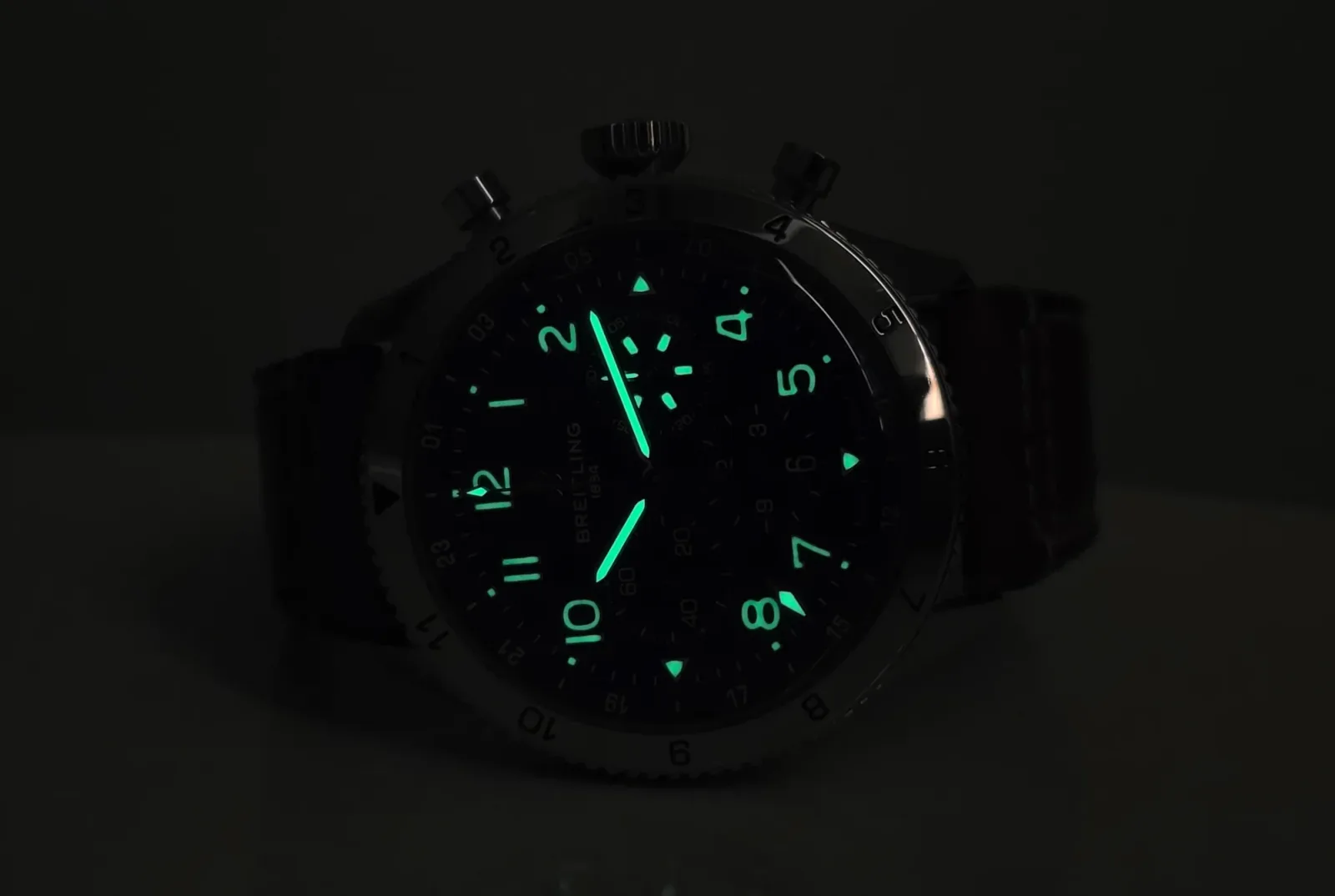 Breitling Super AVI B04 Chronograph GMT 46 P-51 Mustang