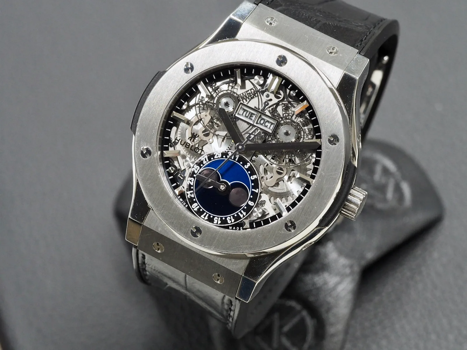 Hublot Classic Fusion Moonphase Aerofusion