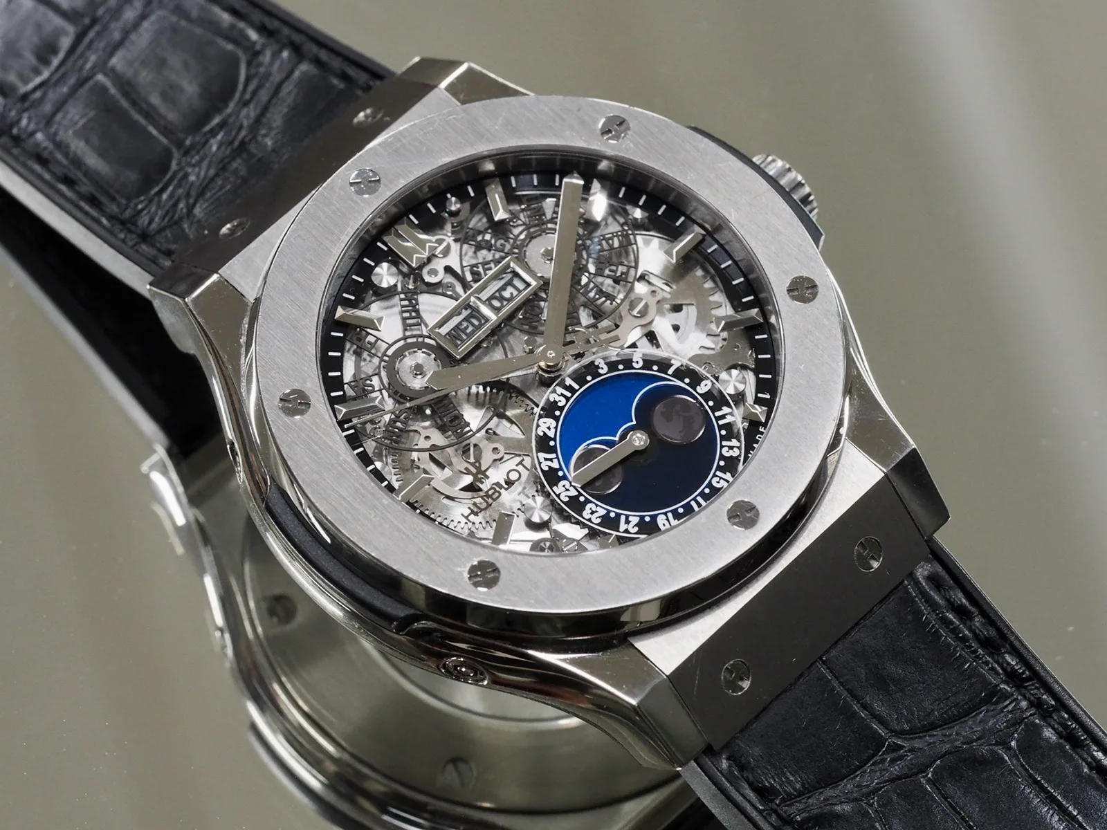 Hublot Classic Fusion Moonphase Aerofusion