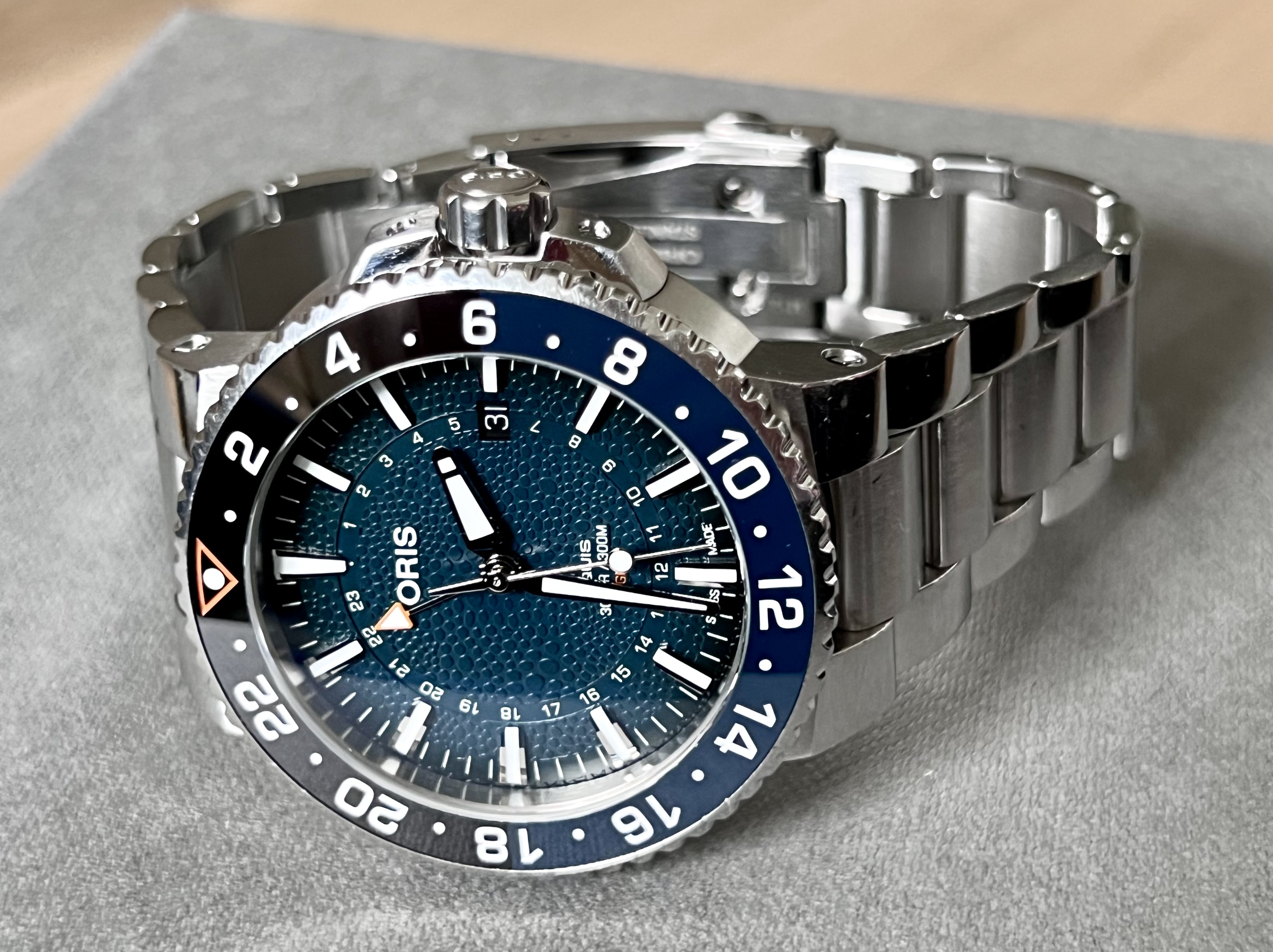 Oris Aquis Whale Shark Limited Edition 43,5mm GMT | FULL SET